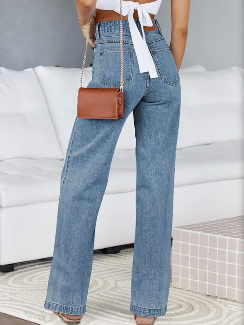 High Waist Straight Leg Jeans – Women’s Size [Size 4]